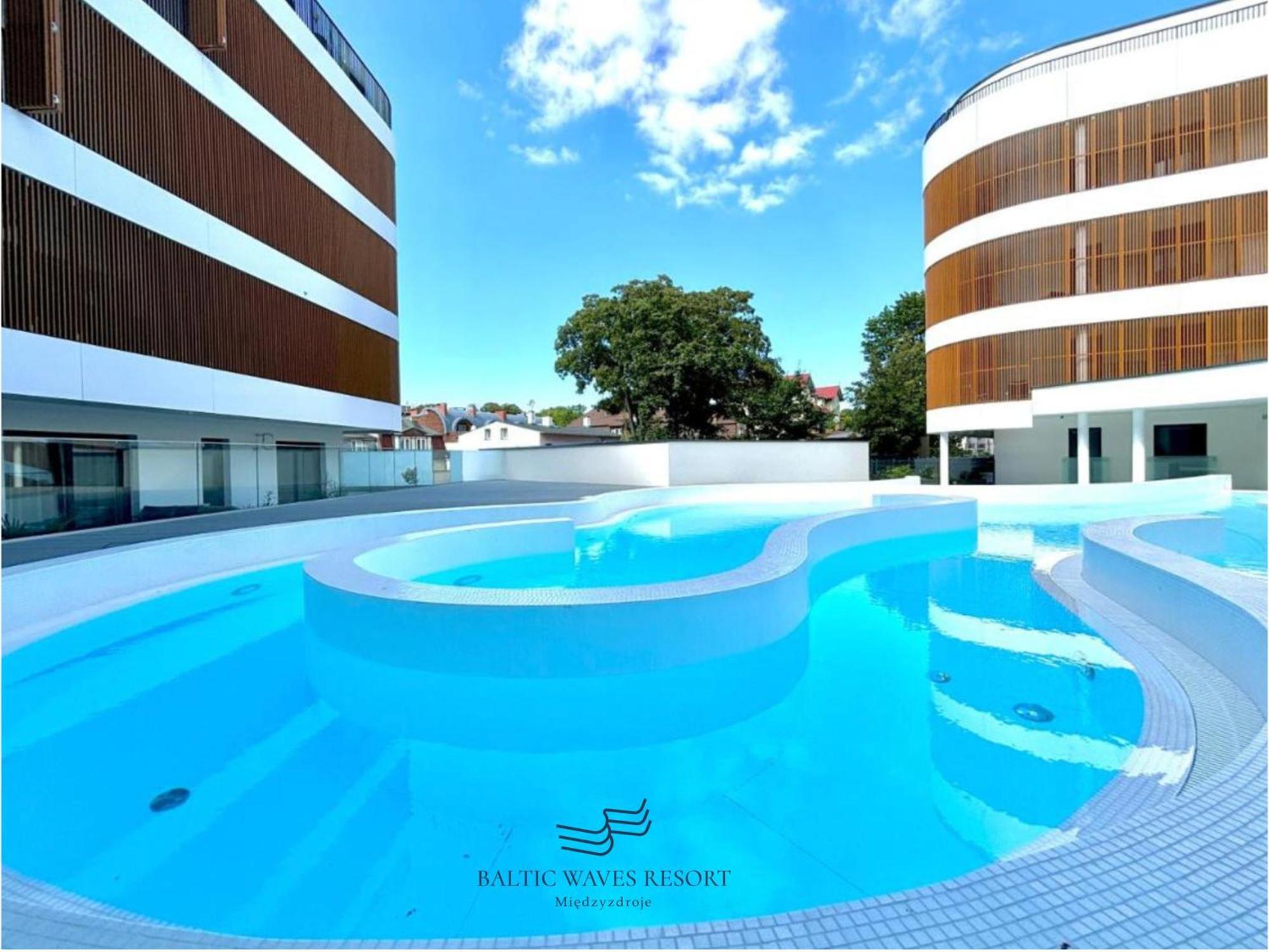 Baltic Waves Resort & Spa Miedzyzdroje مينززدرويه المظهر الخارجي الصورة